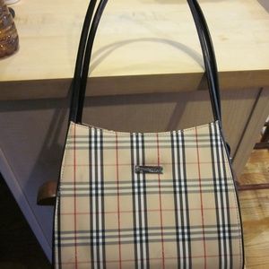 BURBERRY(FAUX) HANDBAG NWOT~CLASSIC COLORS 11"x9.5